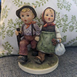 Goebel Hummel "Going Home" Figurine